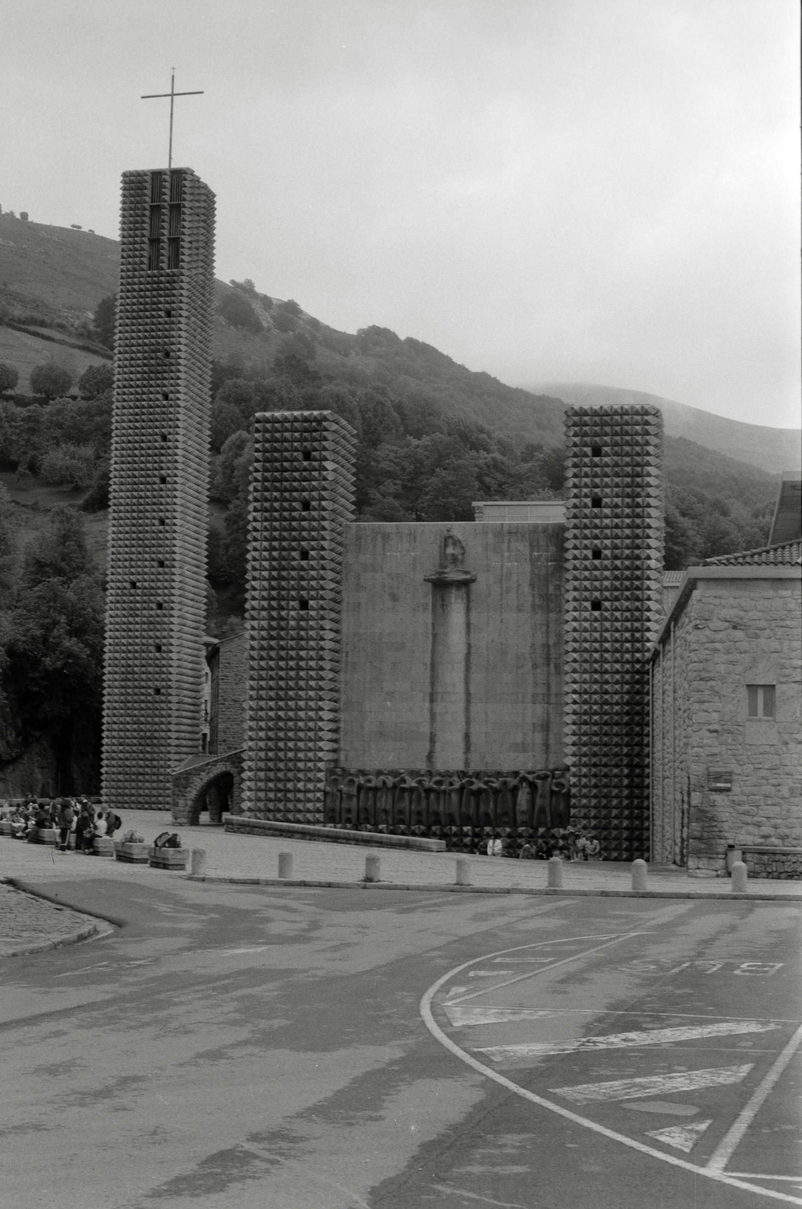 AHP F1995 05 011 sc240827 img36 NLP